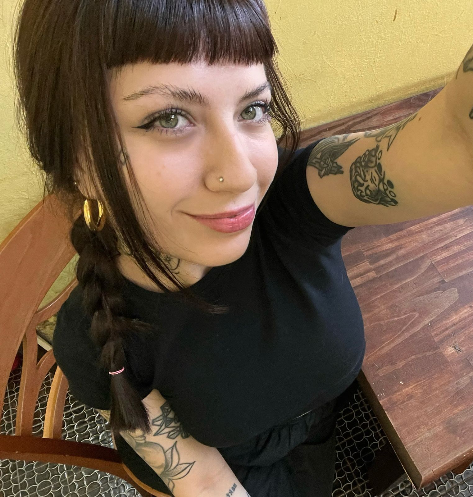 Fotografía de Evelyn, cliente satisfecha