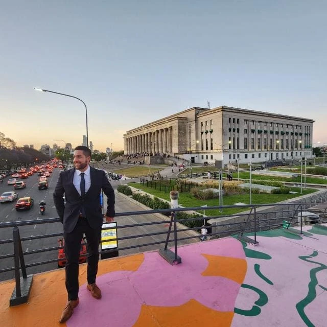 Dr. Leonardo Beristain